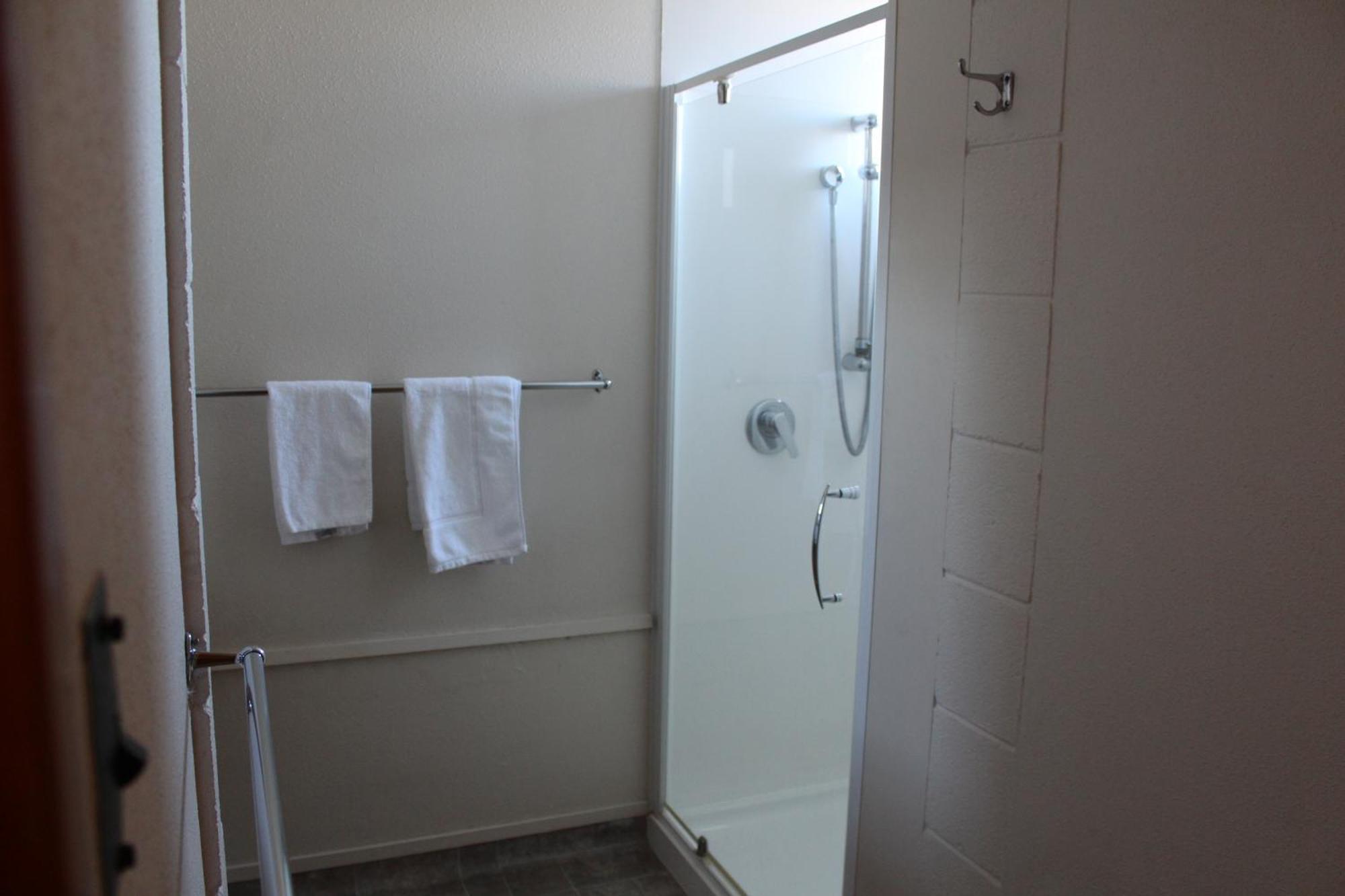 Elmore Lodge Motel Hastings Esterno foto